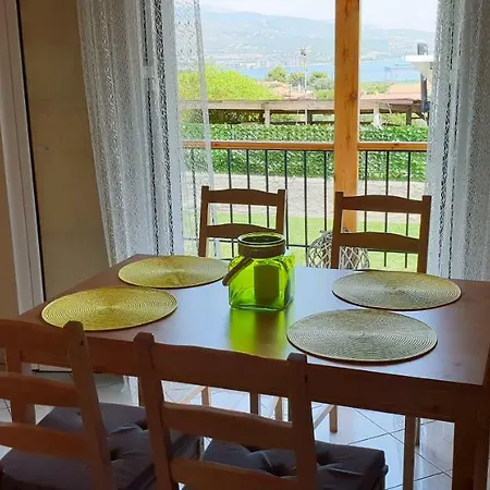 Saronikos Family House With Garden & Sea View *